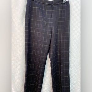 PENDLETON Women’s navy/black trousers, 100% Virgin Wool, Authentic Size 16